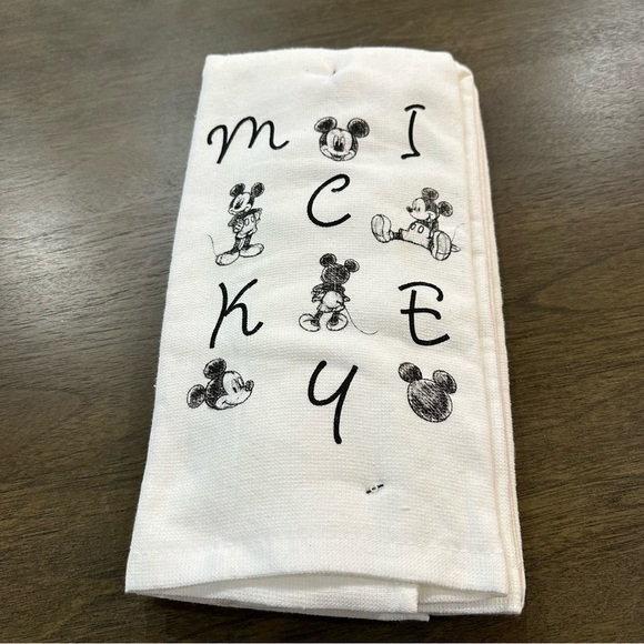 NWT Two Mickey Mouse Kitchen Towels Disney White and Black - Picture 3 of 5